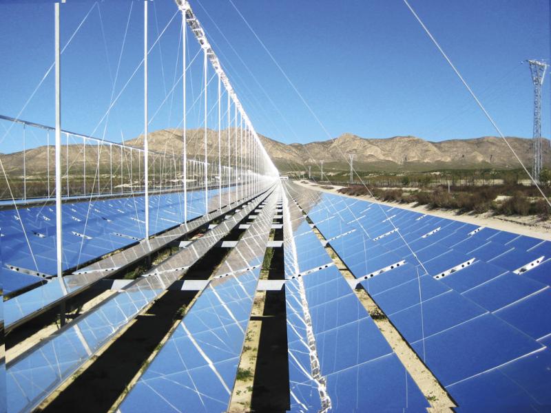 Controlling large solar power plants for controlling large solar power plants